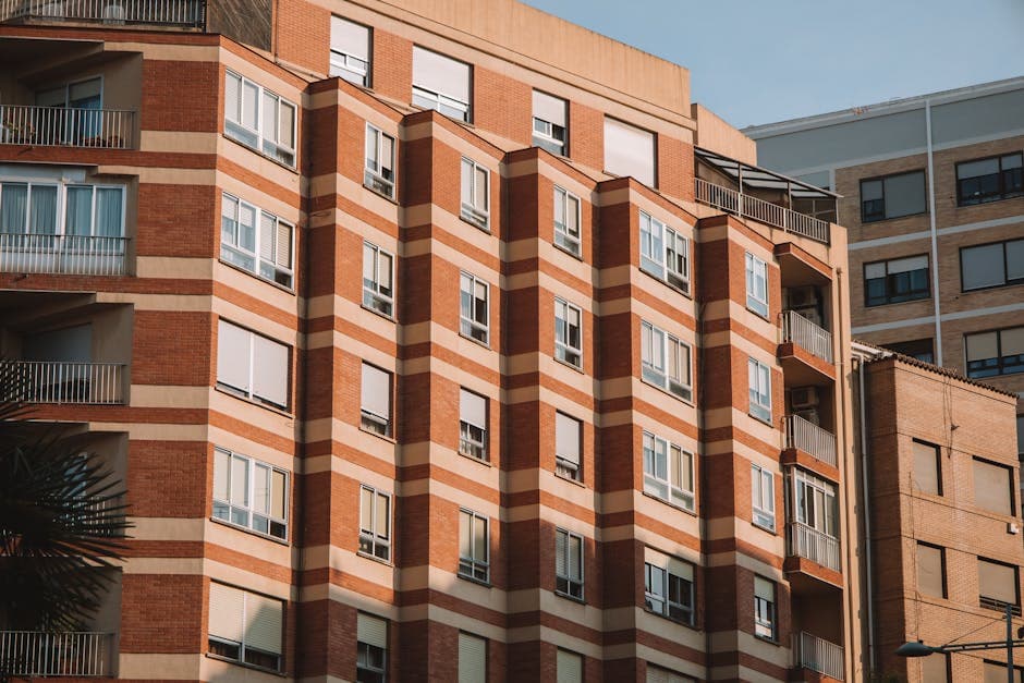 Precio de vivienda por m² en España — datos oficiales INE y Notariado